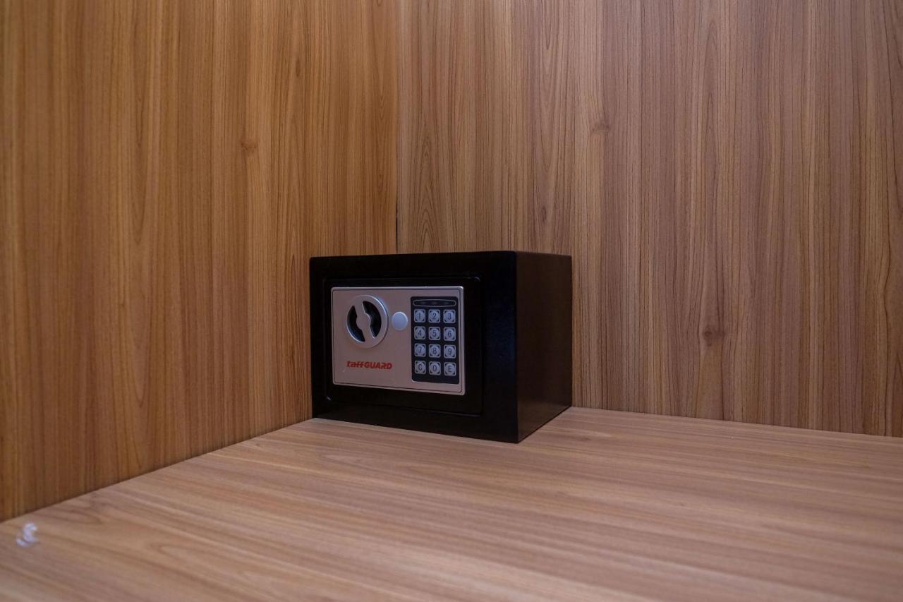 Urbanview Hotel Syariah Wisnugraha By Reddoorz ยอกยาการ์ตา ภายนอก รูปภาพ
