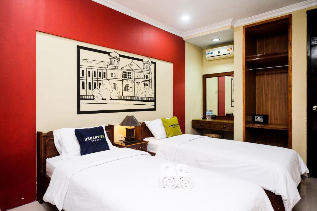 Urbanview Hotel Syariah Wisnugraha By Reddoorz ยอกยาการ์ตา ภายนอก รูปภาพ