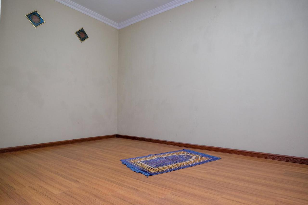 Urbanview Hotel Syariah Wisnugraha By Reddoorz ยอกยาการ์ตา ภายนอก รูปภาพ