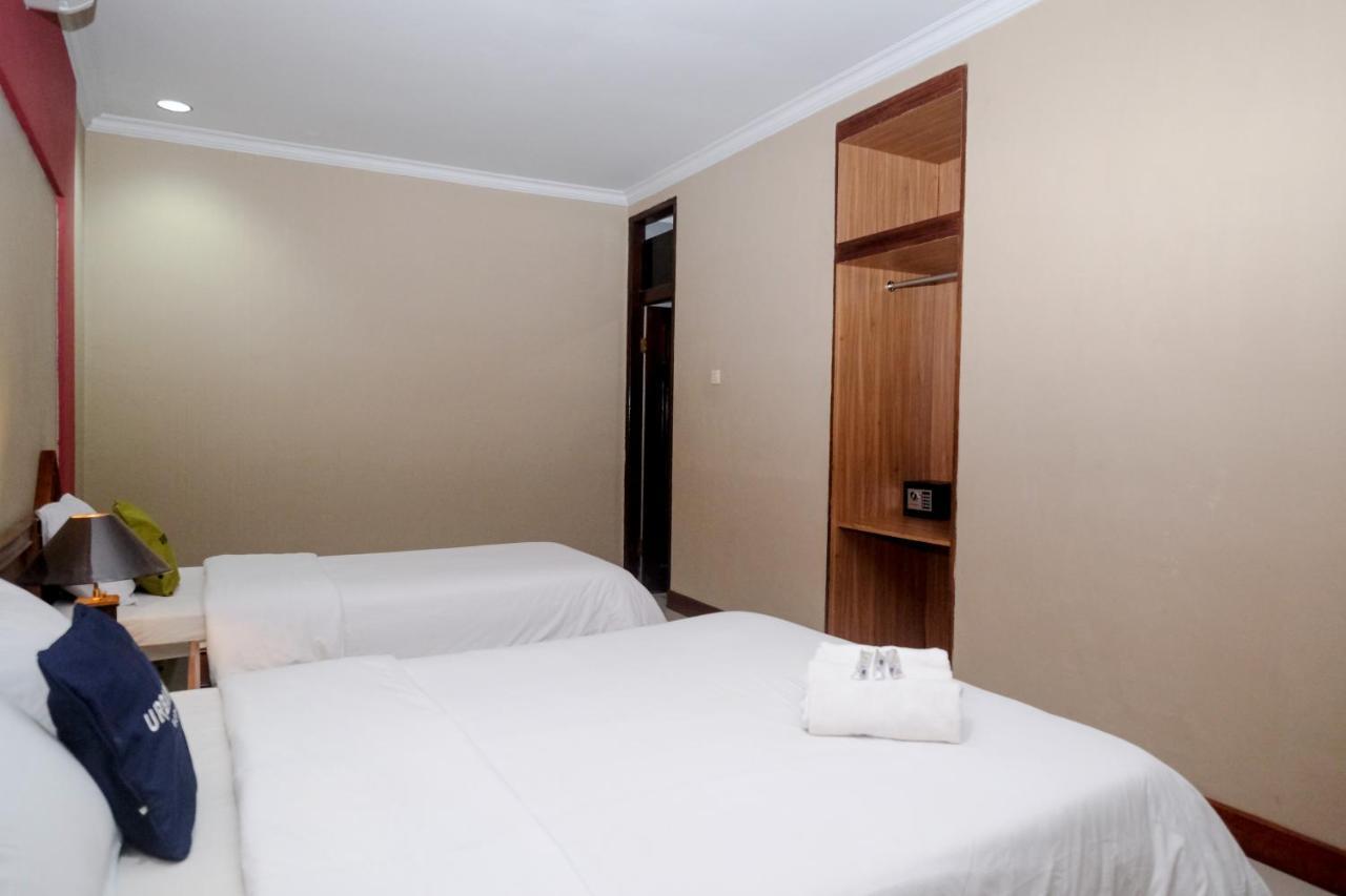 Urbanview Hotel Syariah Wisnugraha By Reddoorz ยอกยาการ์ตา ภายนอก รูปภาพ