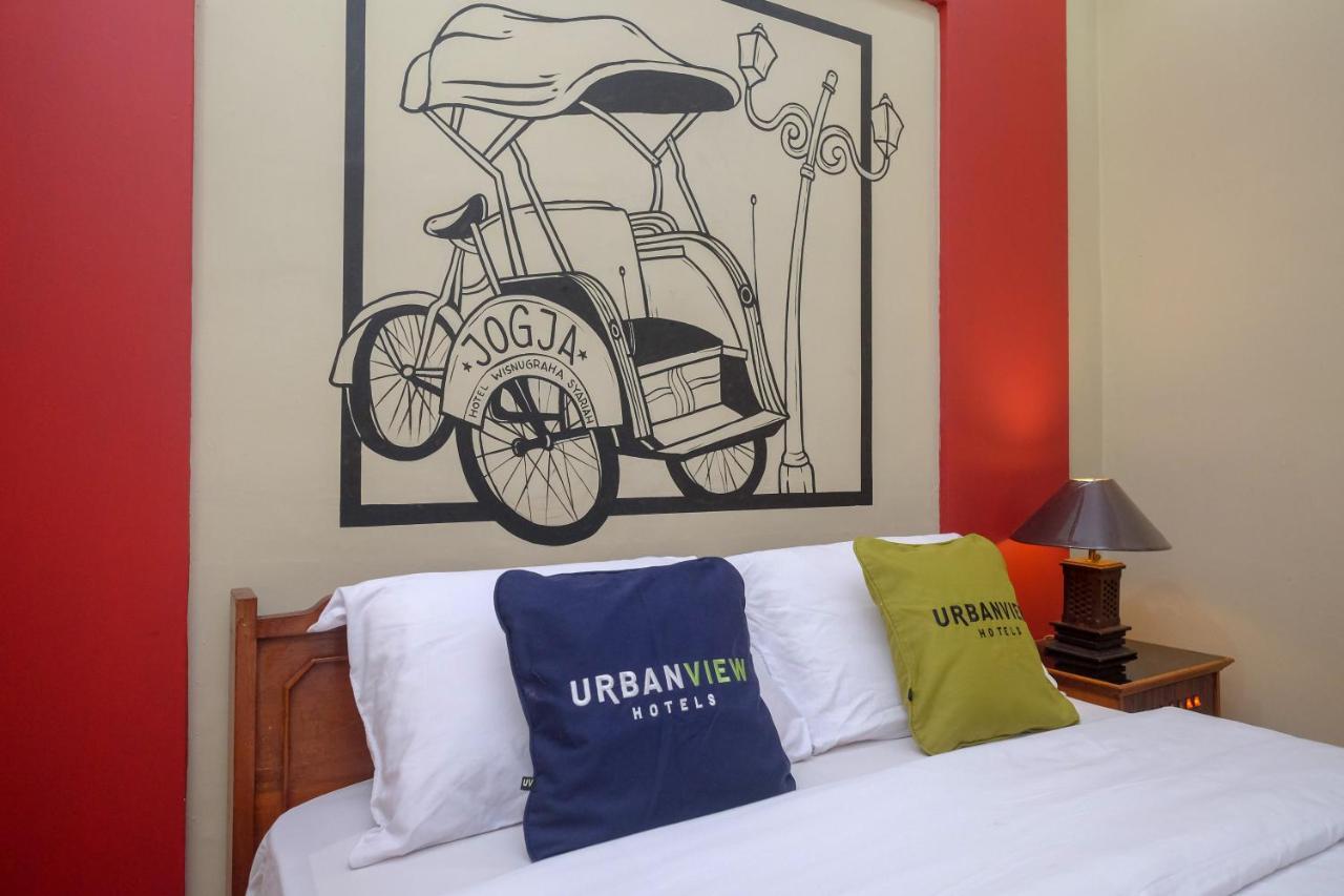 Urbanview Hotel Syariah Wisnugraha By Reddoorz ยอกยาการ์ตา ภายนอก รูปภาพ