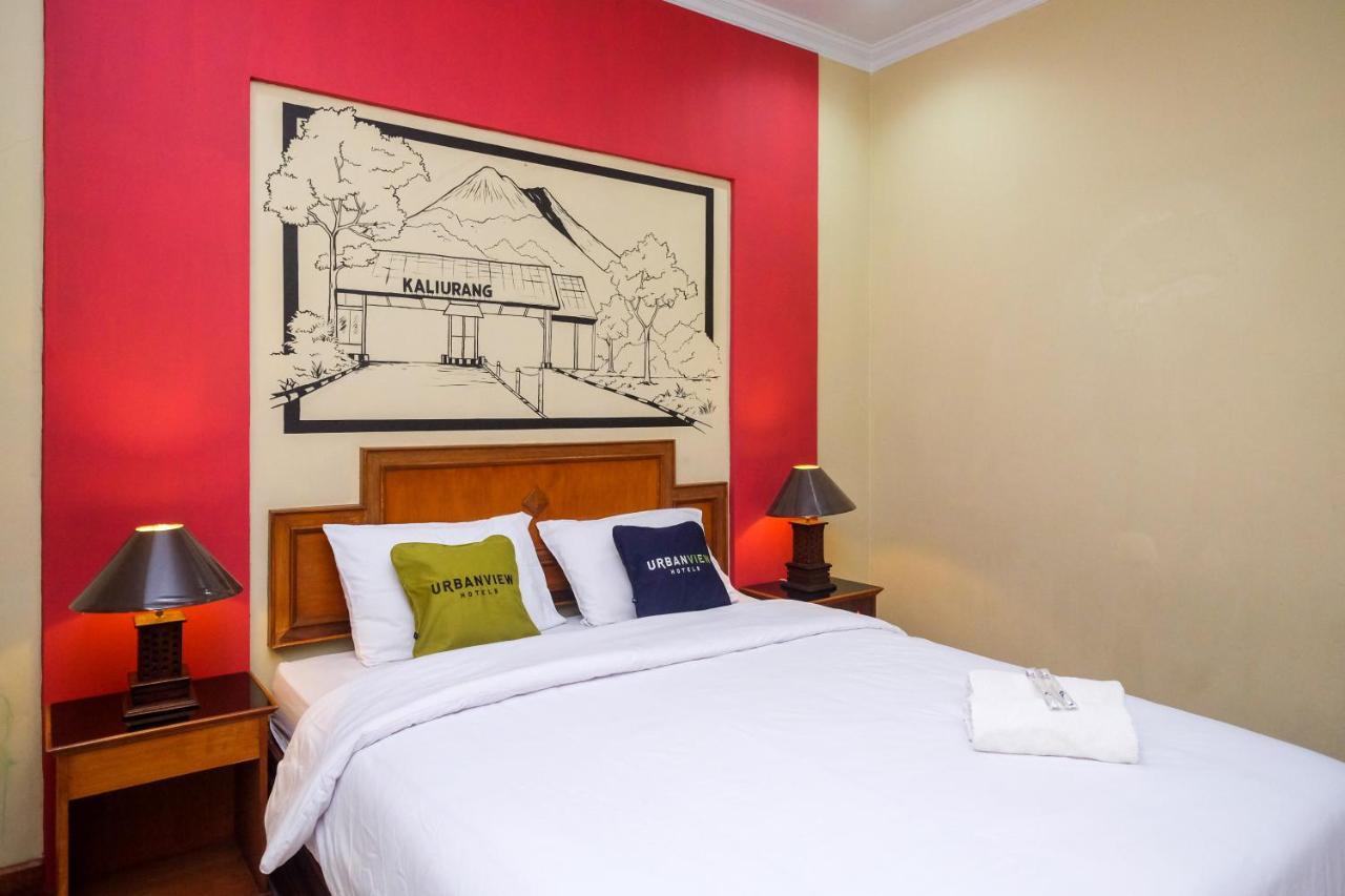 Urbanview Hotel Syariah Wisnugraha By Reddoorz ยอกยาการ์ตา ภายนอก รูปภาพ