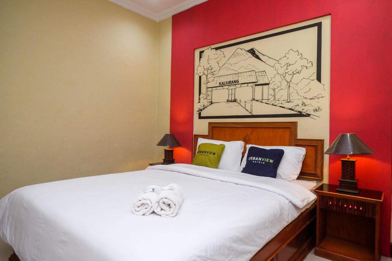 Urbanview Hotel Syariah Wisnugraha By Reddoorz ยอกยาการ์ตา ภายนอก รูปภาพ