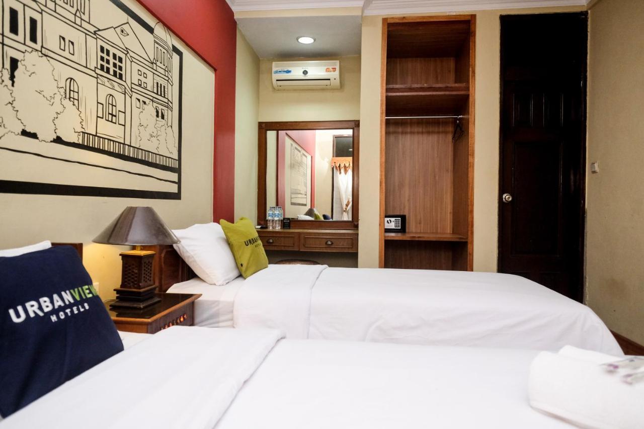 Urbanview Hotel Syariah Wisnugraha By Reddoorz ยอกยาการ์ตา ภายนอก รูปภาพ